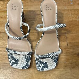 A New Day Black and White Heels with Snakeskin Print